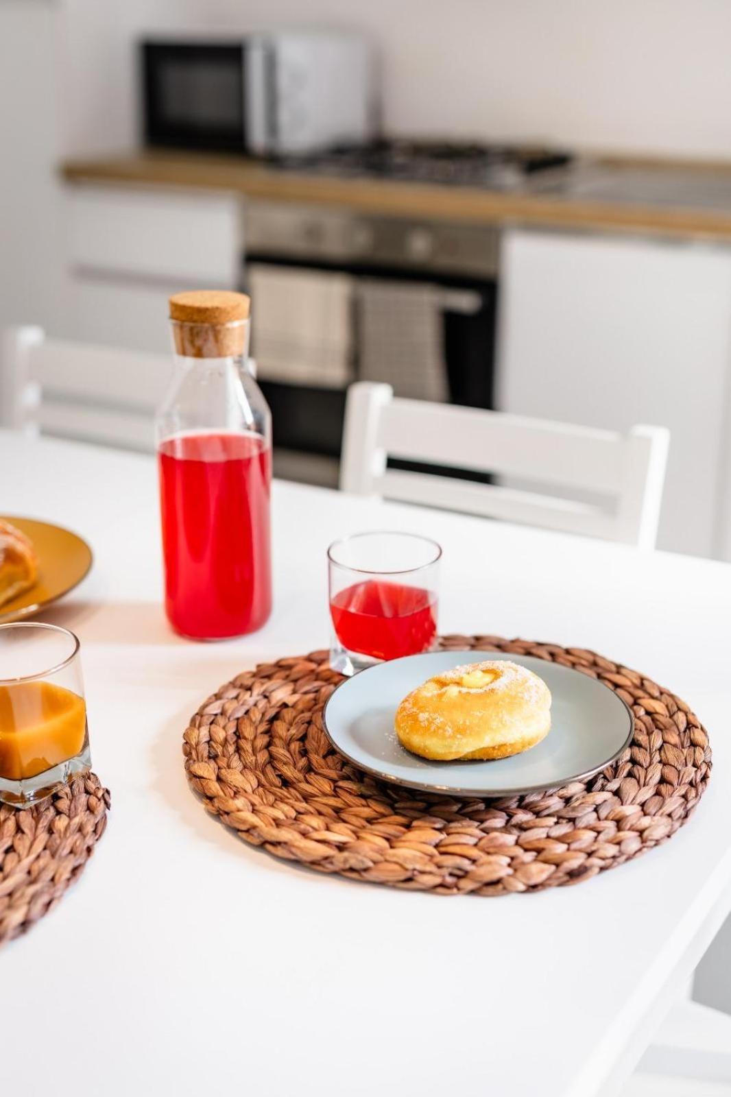Sole Apartments แตร์ราชินา ภายนอก รูปภาพ