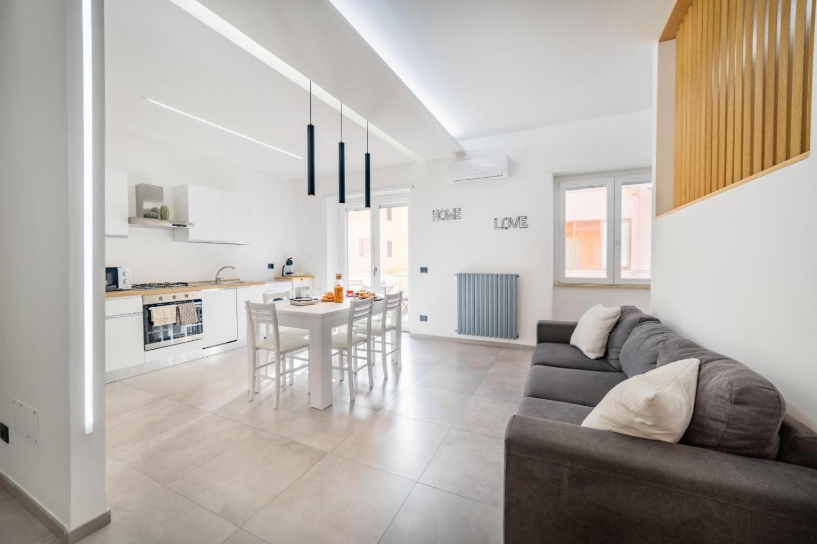 Sole Apartments แตร์ราชินา ภายนอก รูปภาพ