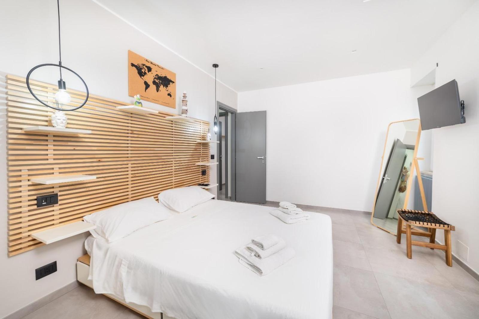 Sole Apartments แตร์ราชินา ภายนอก รูปภาพ